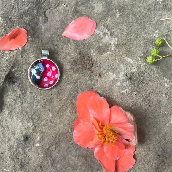 Handmade Silver Polka dotted Alcohol Ink Art Under Domed Glass Set In Silvertone - Picture 2 of 3